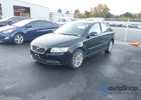 2010 Volvo S40 2.4I from USA, damaged, VIN YV1382MS5A2502225
